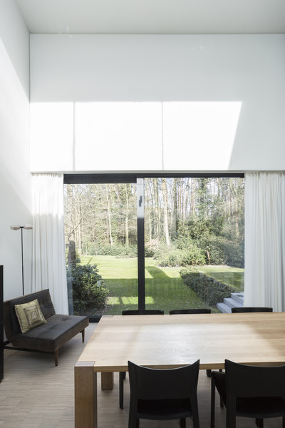 COUSTwall, une solution acoustique transparente pour cette maison