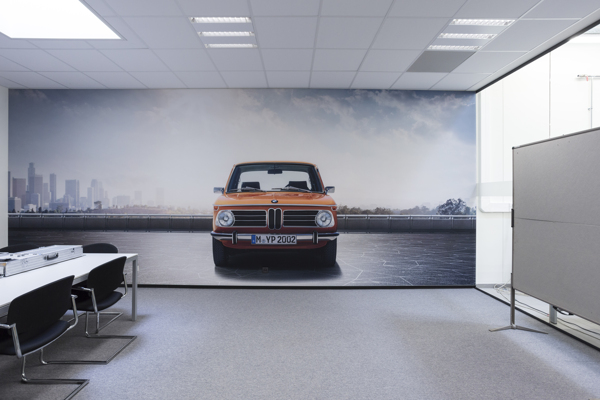 COUStwall avec imprimé d'une voiture de collection BMW