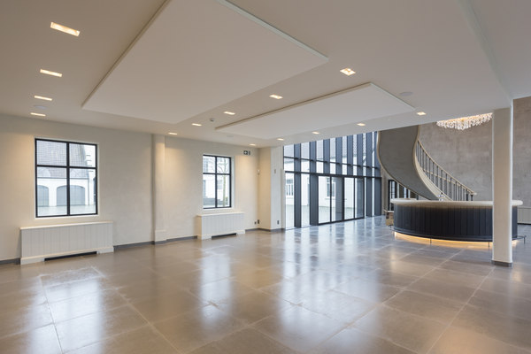 COUSTceiling dans la salle de reception de Hove van Herpelgem